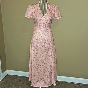 ✰ Missguided | Cottage Dress.